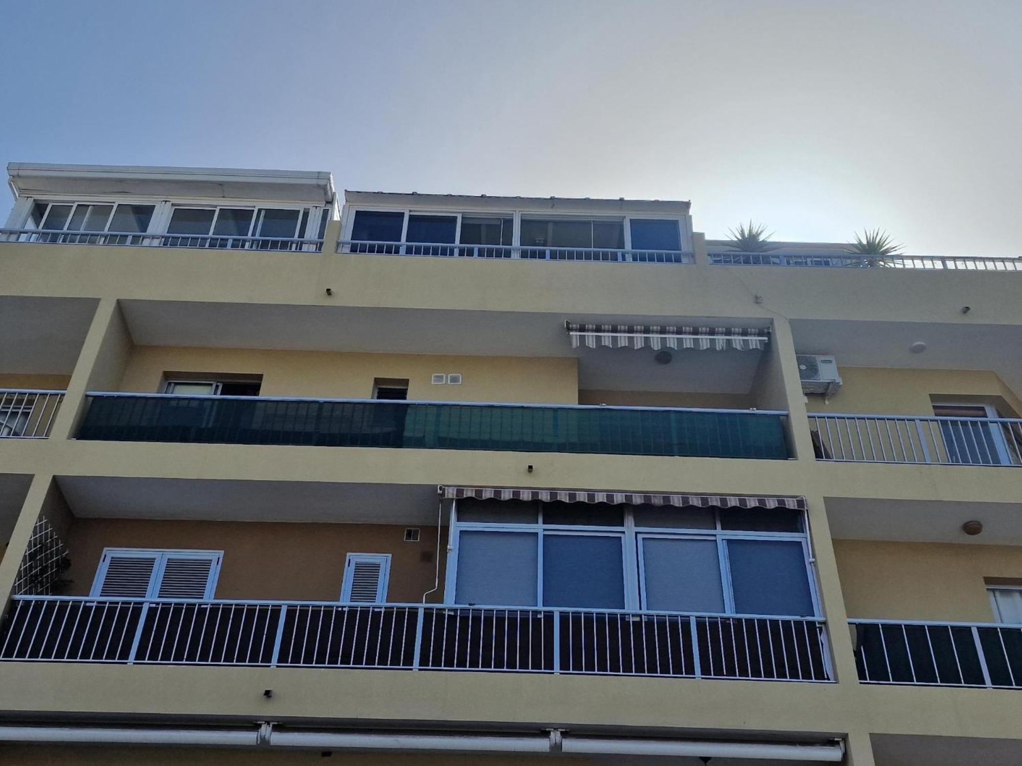 Small Rooftop, Ocean View Arona  Exterior photo