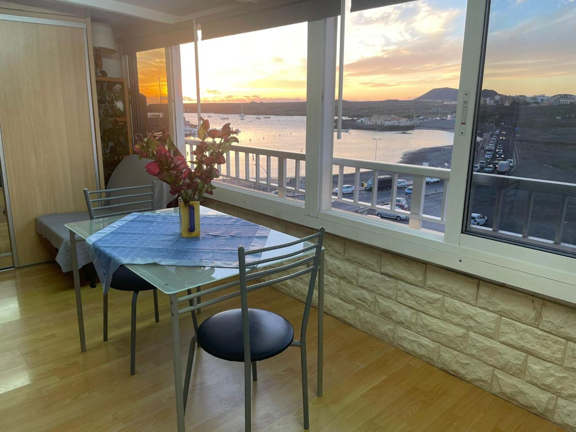 Small Rooftop, Ocean View Arona  Exterior photo